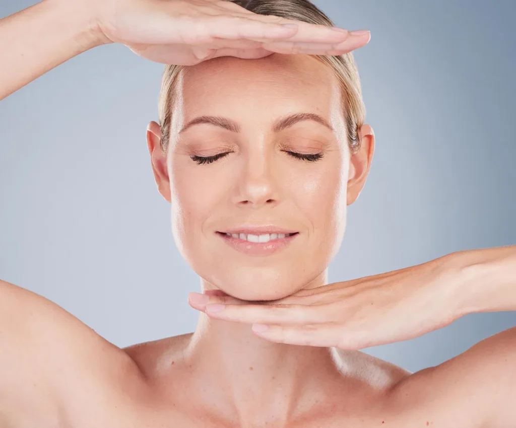 Deep Plane Facelift Frankfurt - Dr. Nichlos